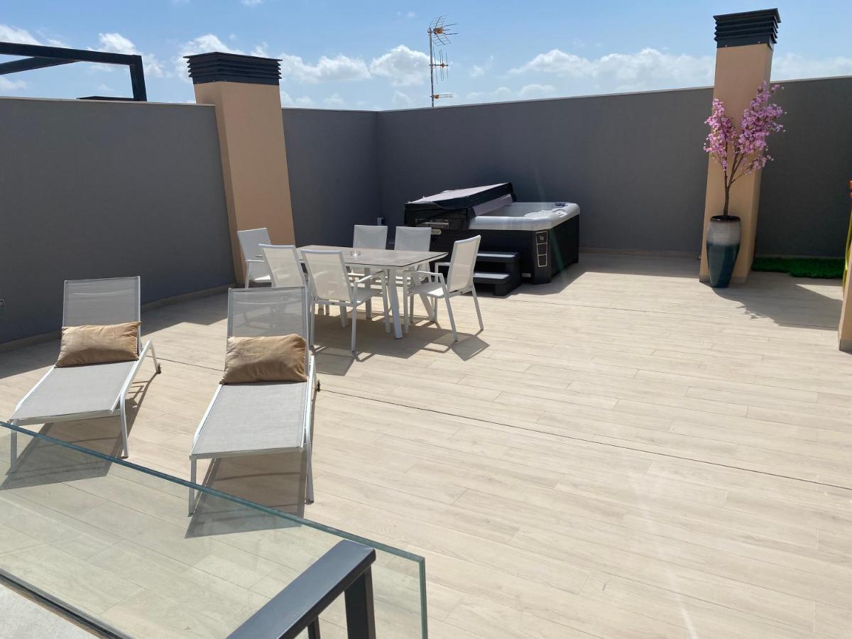 Santa Rosalia Lake & Life Resort Jacuzzi Penthouse Golf Los Alcázares Exterior foto